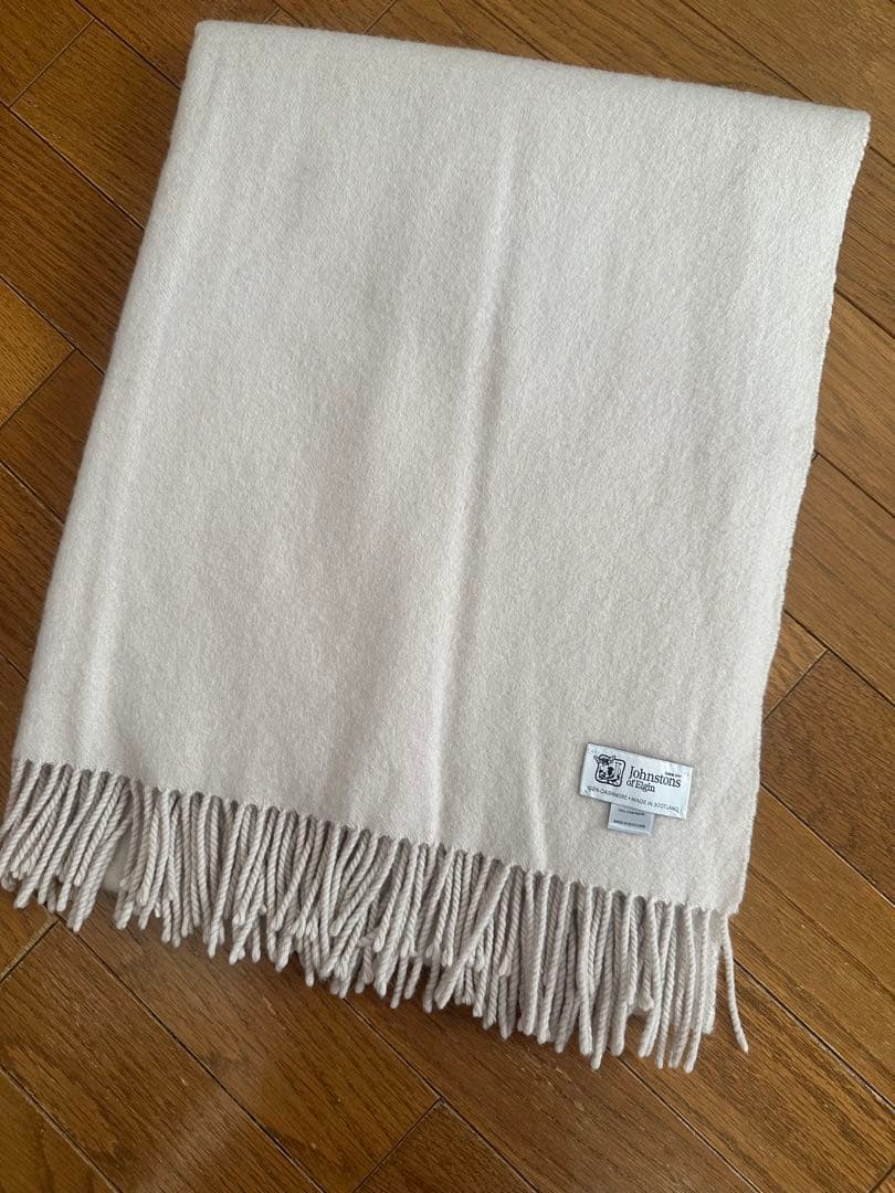 みもちゃん⚠️ジョンストンズ カシミヤ ストール  大判