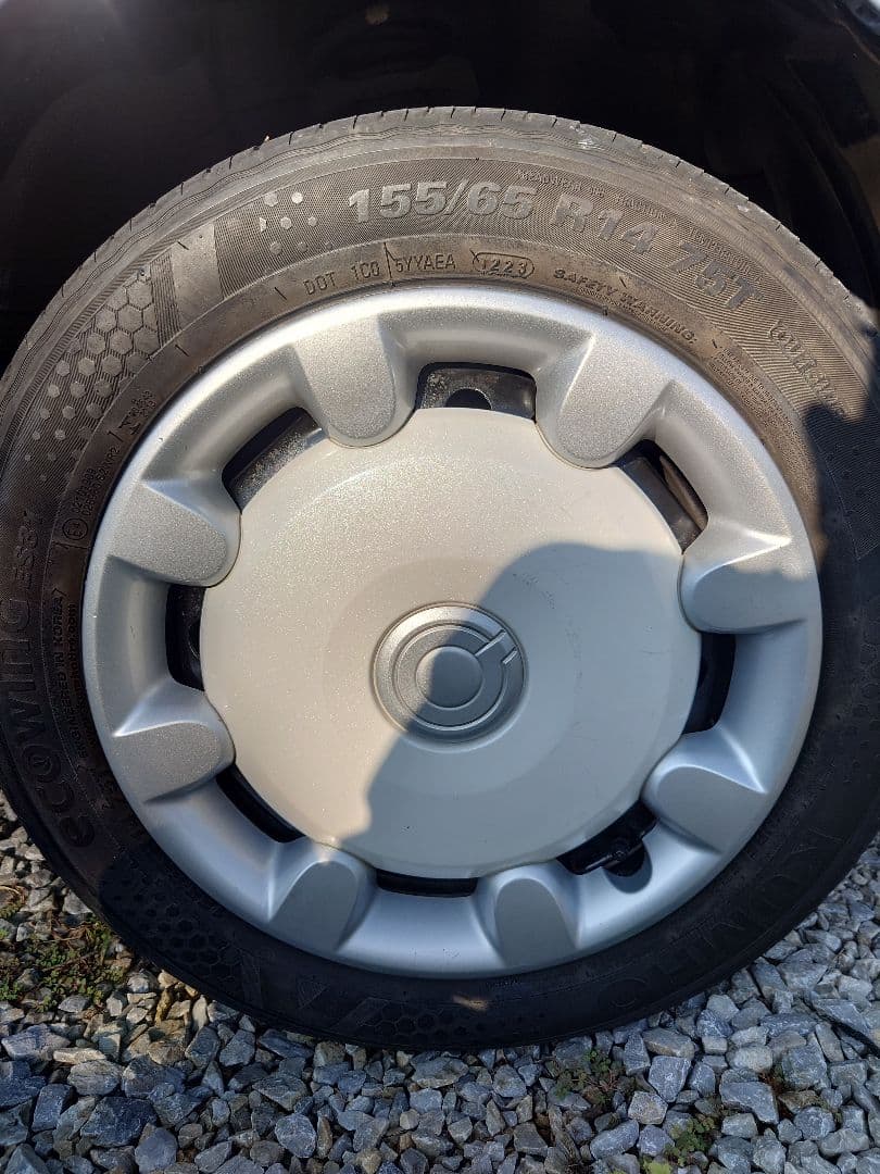 ムーブキャンバス純正ホイールキャップ4枚セット(キャップのみ)