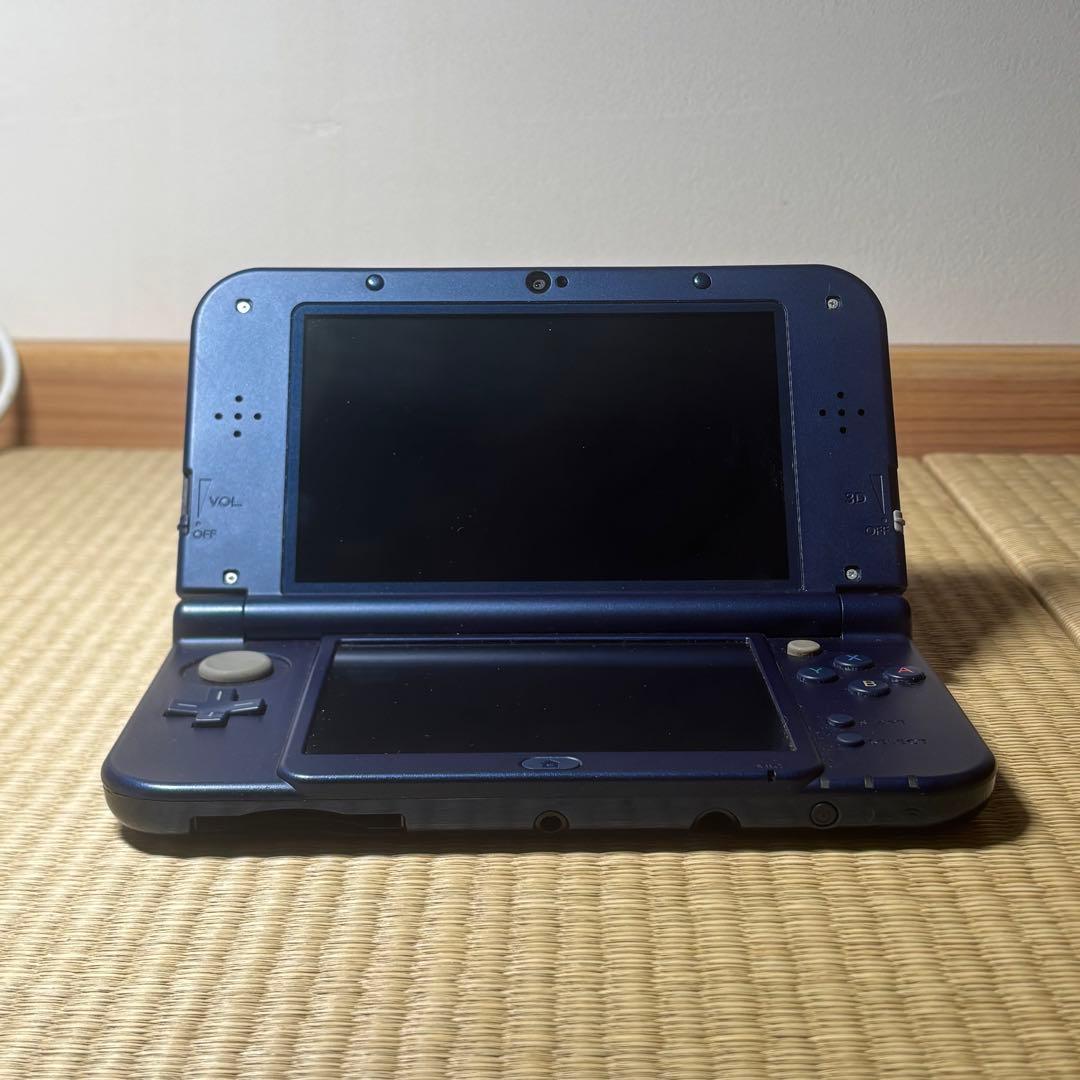 New Nintendo 3DS LL ニンテンドー ネイビー