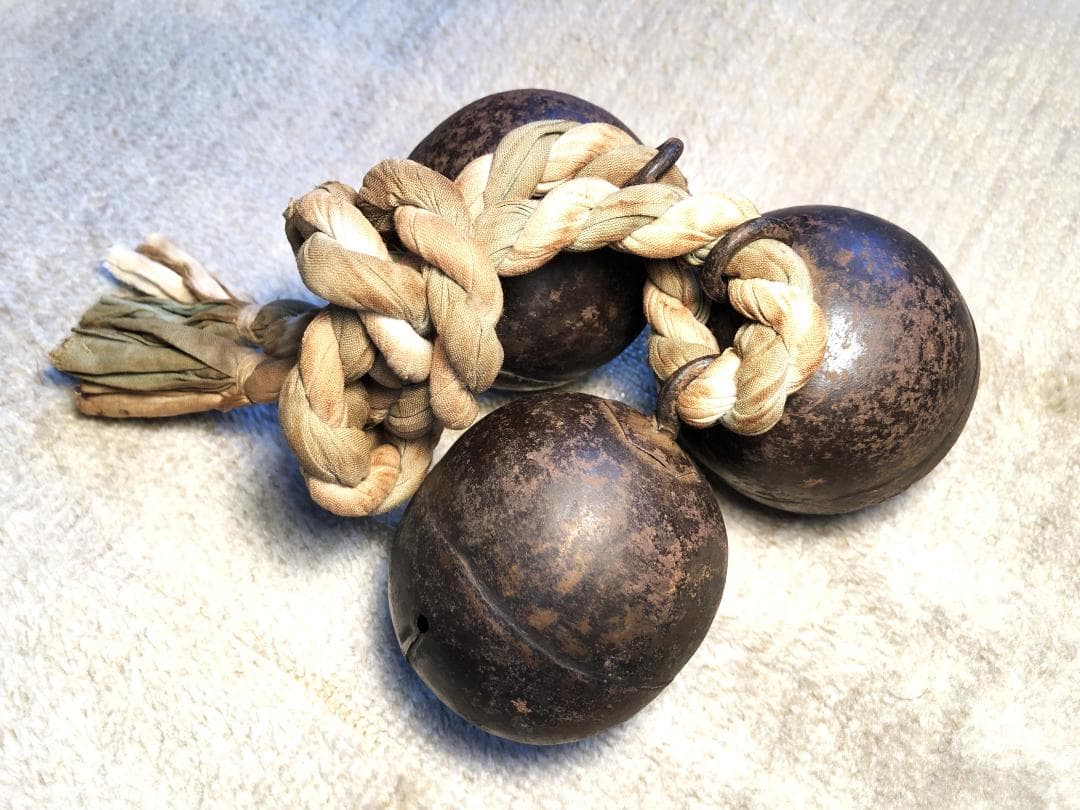 【 大型鉄鈴/馬鈴 】　３連　室町時代　約10～11ｃｍ