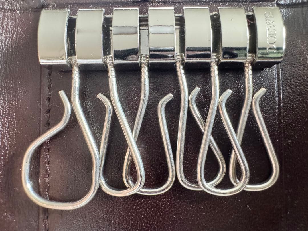 ロエベ　LOEWE 6連キーケース　アナグラム