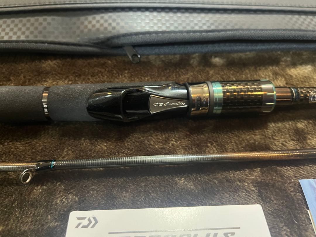 【値下中】ダイワ エメラルダス STOIST AGS 76MMH-SMT