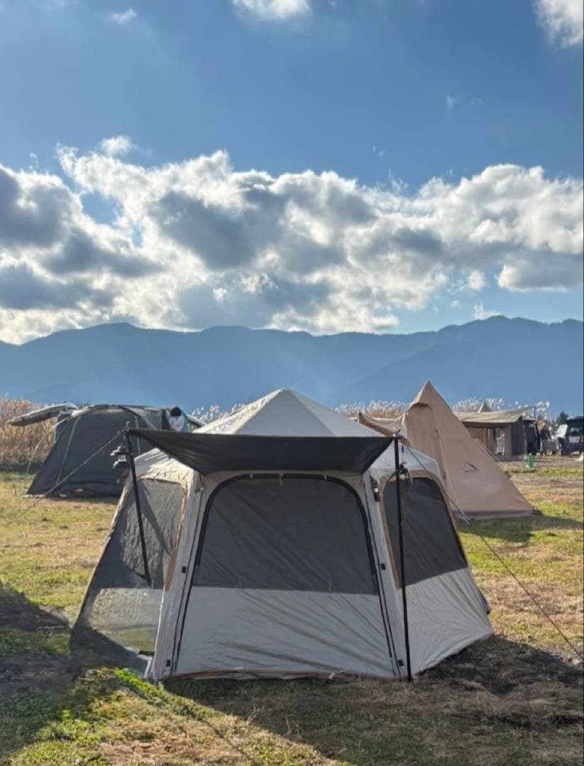 エアテント六角形　インフレータブルテント