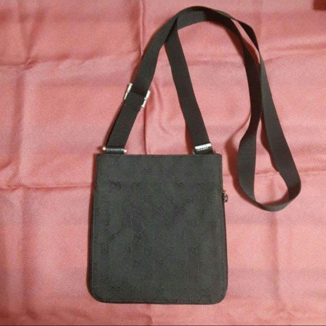 タ*マ様 【未使用美品】Gucci ブラック ショルダーバッグ