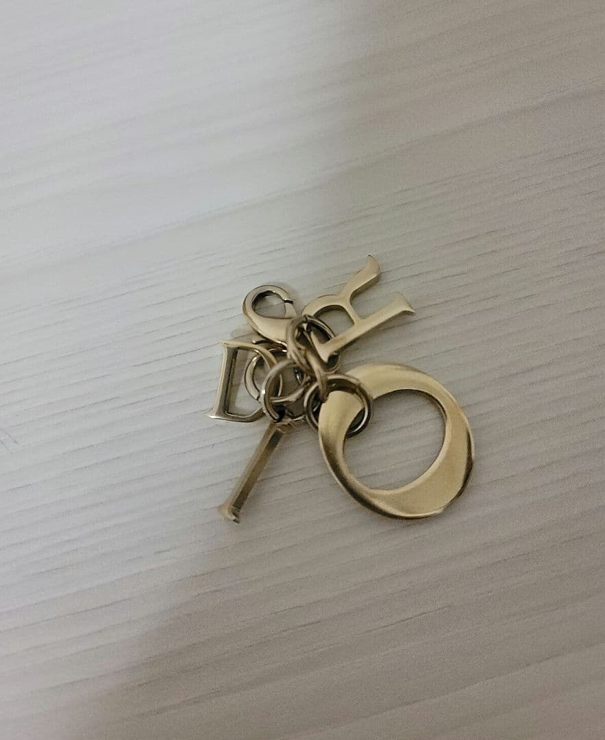 Dior ロータス ウォレット カナージュ パテントカーフスキン財布　ピンク