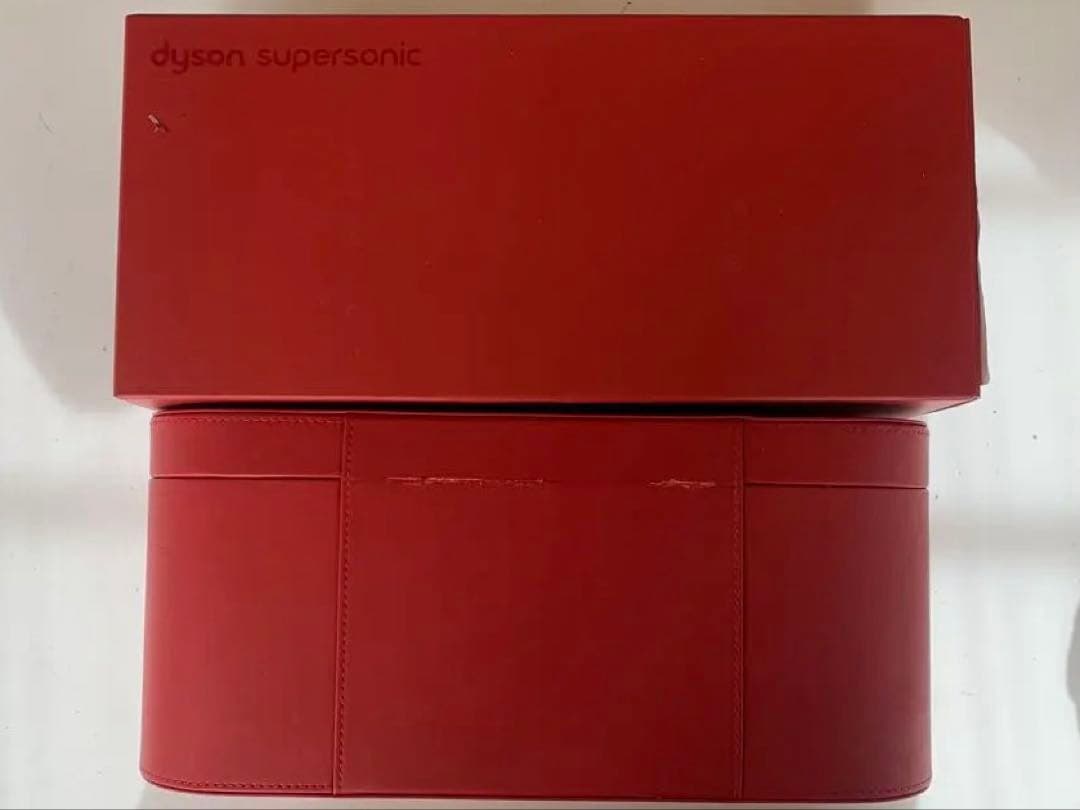 ✨Dyson ヘアドライヤー レッド/グレー　HD01✨
