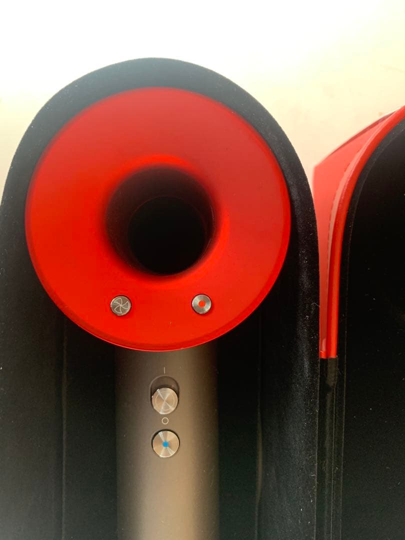 ✨Dyson ヘアドライヤー レッド/グレー　HD01✨