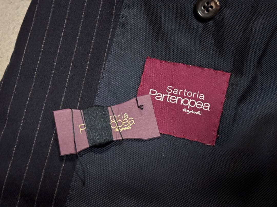 ラ*ン様 Sartoria Partenopea パルテノペア ネイビー スーツ