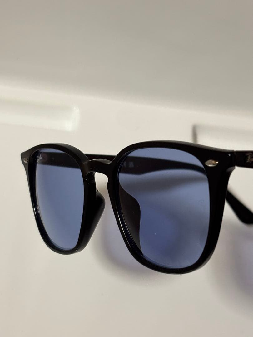 ★ほぼ未使用★RB 4258-F 601/80★ RayBan★レイバン★