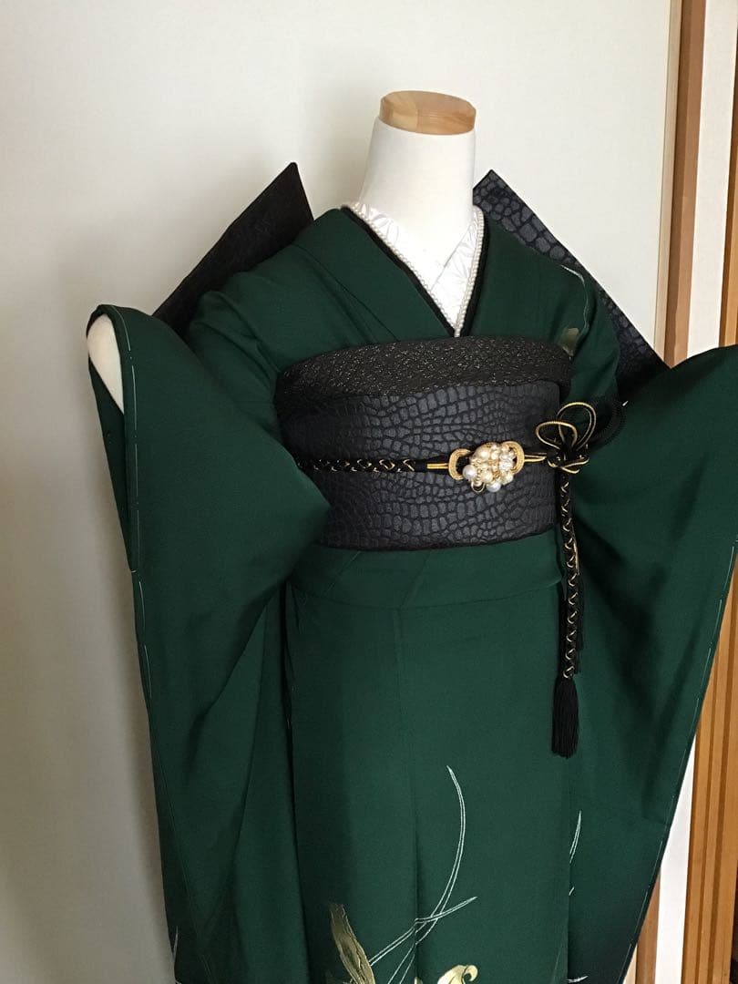 振袖フルセット　深緑　黒　金彩　作家者　躾糸付き　正絹　振袖6点セット