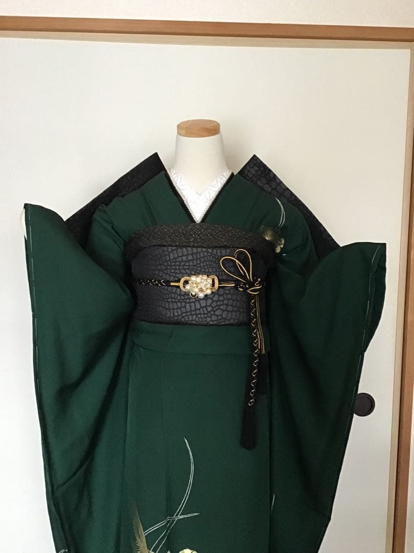 振袖フルセット　深緑　黒　金彩　作家者　躾糸付き　正絹　振袖6点セット