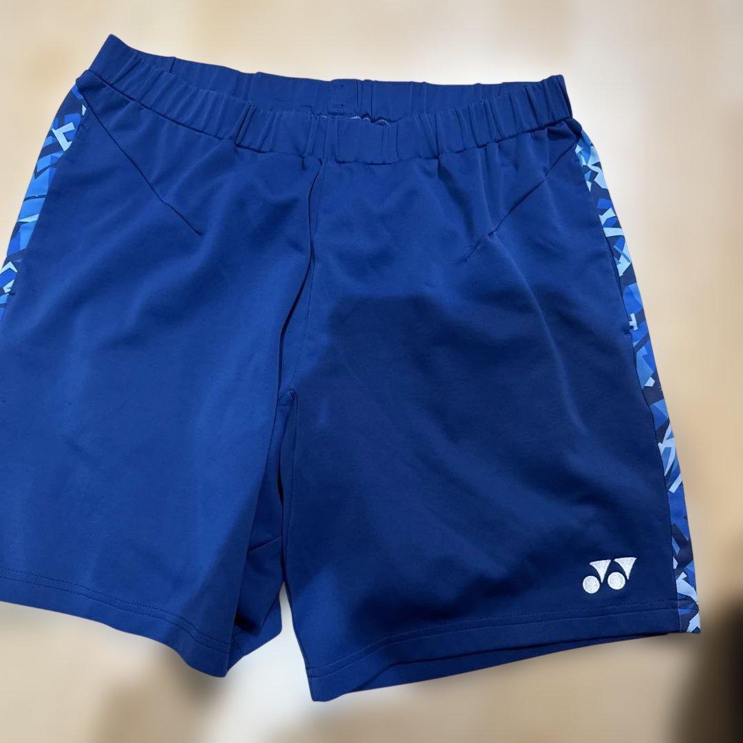 ヨネックス　ハーフパンツ　XOサイズ