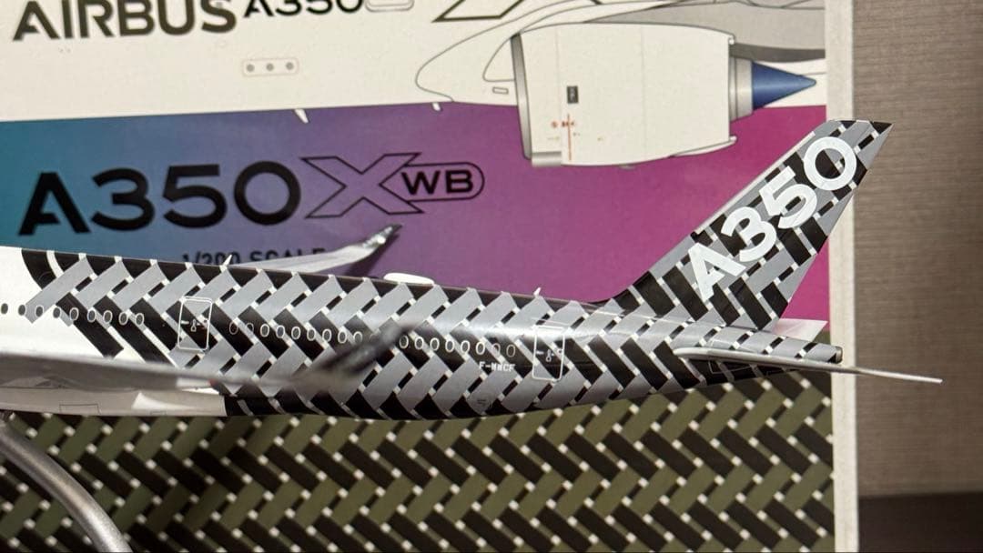 テ*カ様 JC AIRBUS A350-900 ハウスカラー F-WWCF 1/