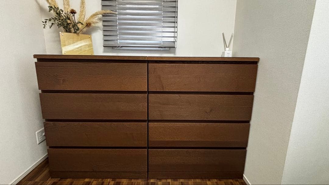 HiroIKEA MALM チェスト 引き出しx4 ガラストップ付①