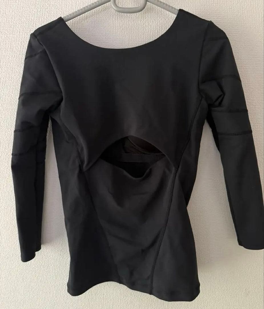 Lava ヨガウェア4点+水素水専用容器、ボトル、ストレッチボール