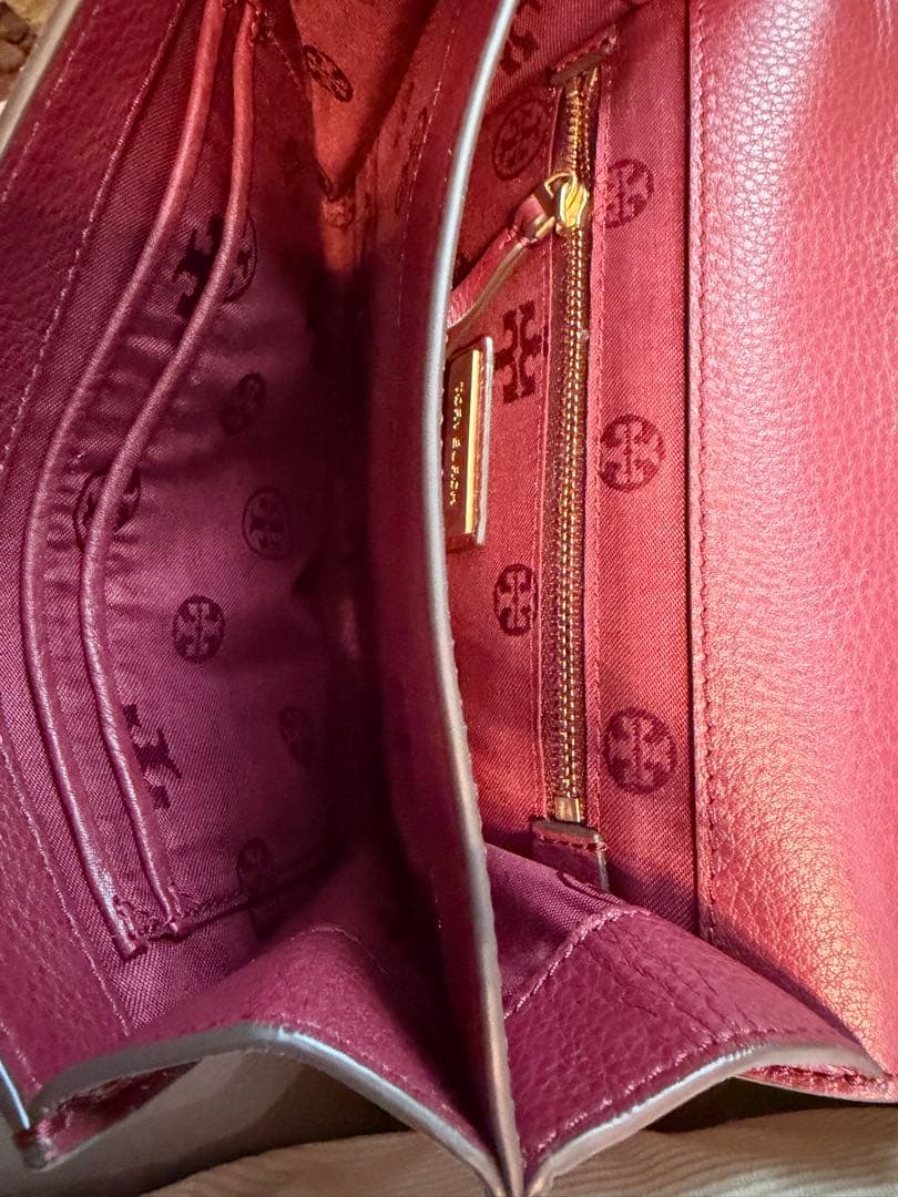 お値下げ！美品⭐︎Tory Burch バーガンディ 斜めがけショルダーバッグ
