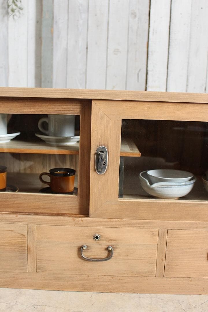 古いガラス戸棚×木製小引き出し3杯　ローチェスト　ローボード　古家具