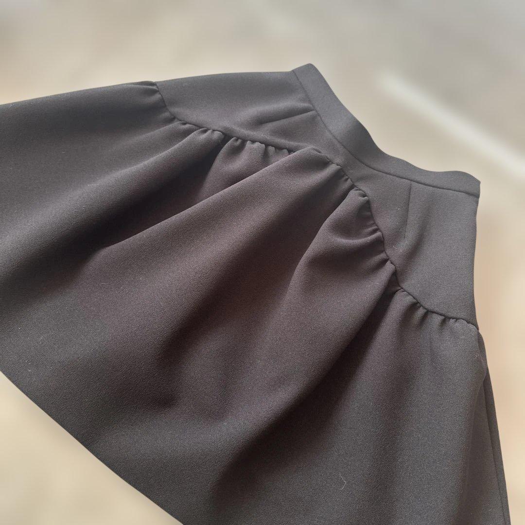 お値下げ⭐︎未使用⭐︎ Pachmanパハマン　フレアスカート ひざ丈38ブラック