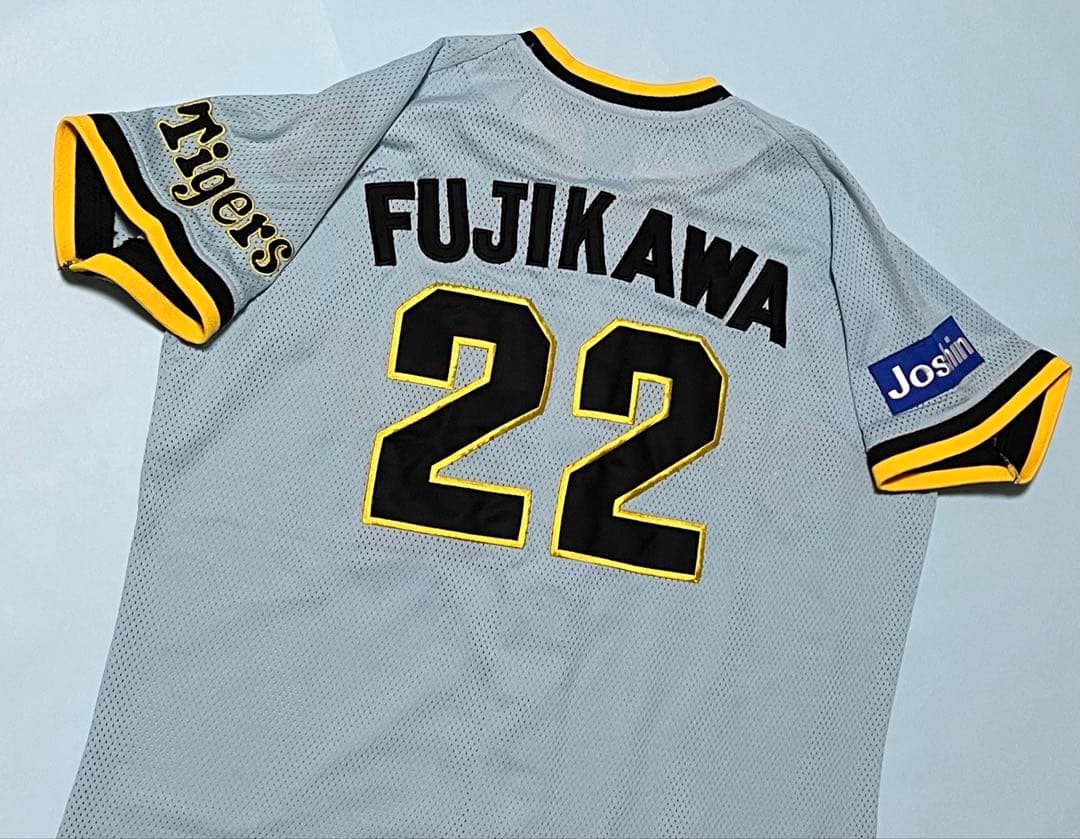 阪神タイガース　藤川球児投手ユニフォーム　1979-1983復刻ビジターモデル