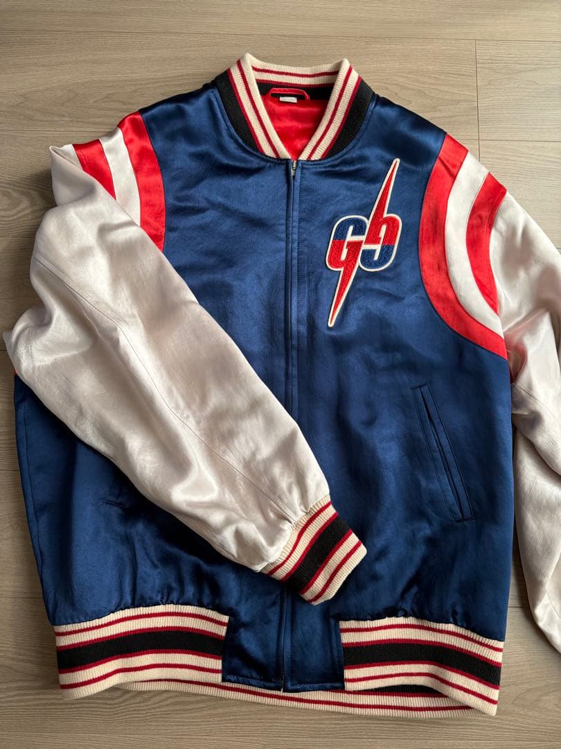 GUCCI スタジャン ネイビー ホワイト レッド