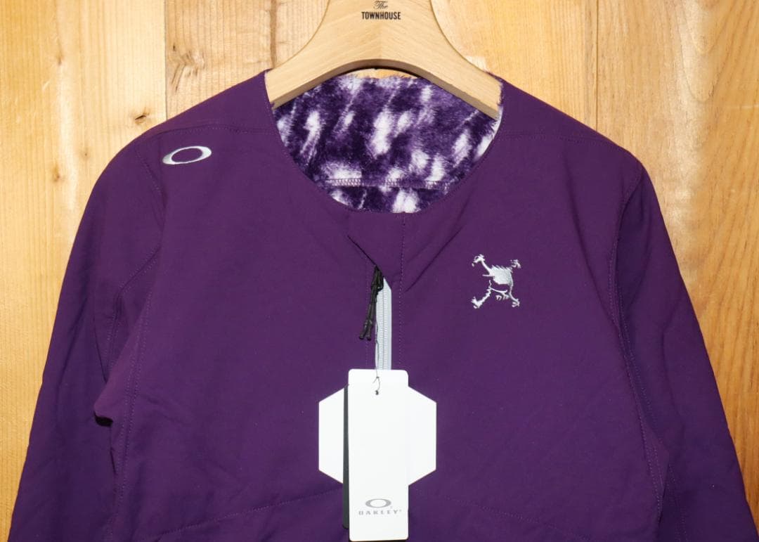 新品 オークリーゴルフ スカル リバーシブル ウインドジャケット (M) Ⓗ