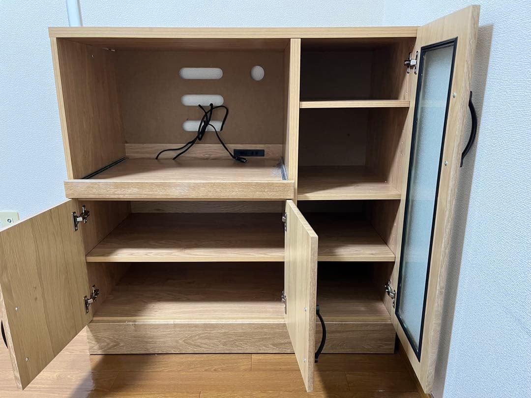 木目調キッチン収納キャビネット