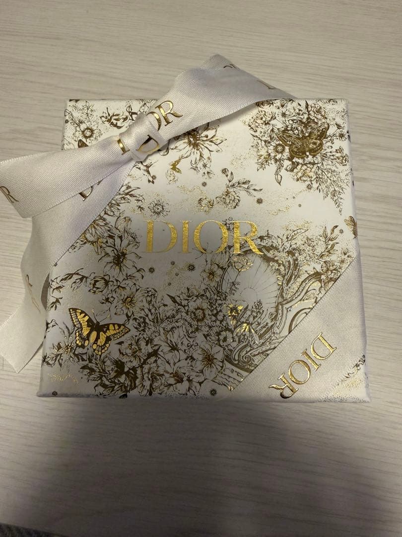 Dior クリスチャンディオール ロータスウォレット サドル 箱付き