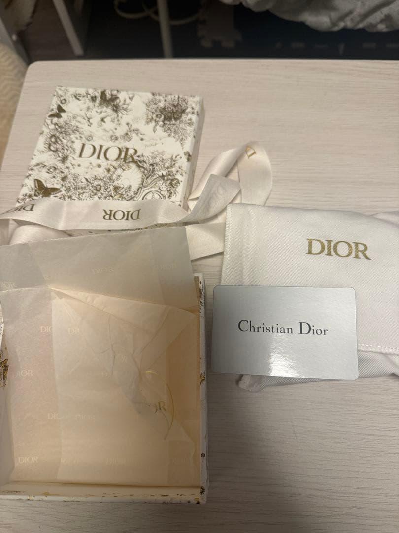 Dior クリスチャンディオール ロータスウォレット サドル 箱付き