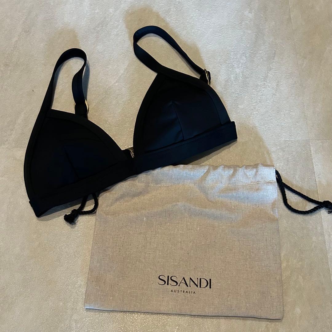 SISANDI シサンディ　ビキニ　トップス