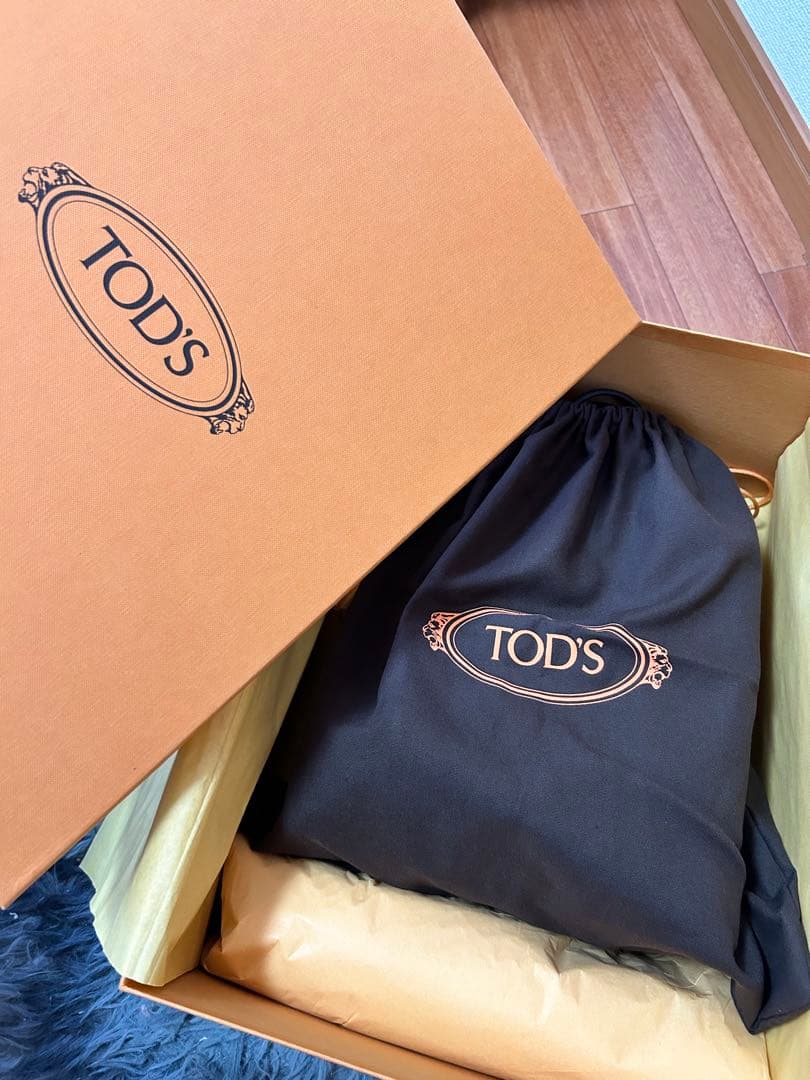 Tタイムレス レザーショルダーバック ミニ ブラック