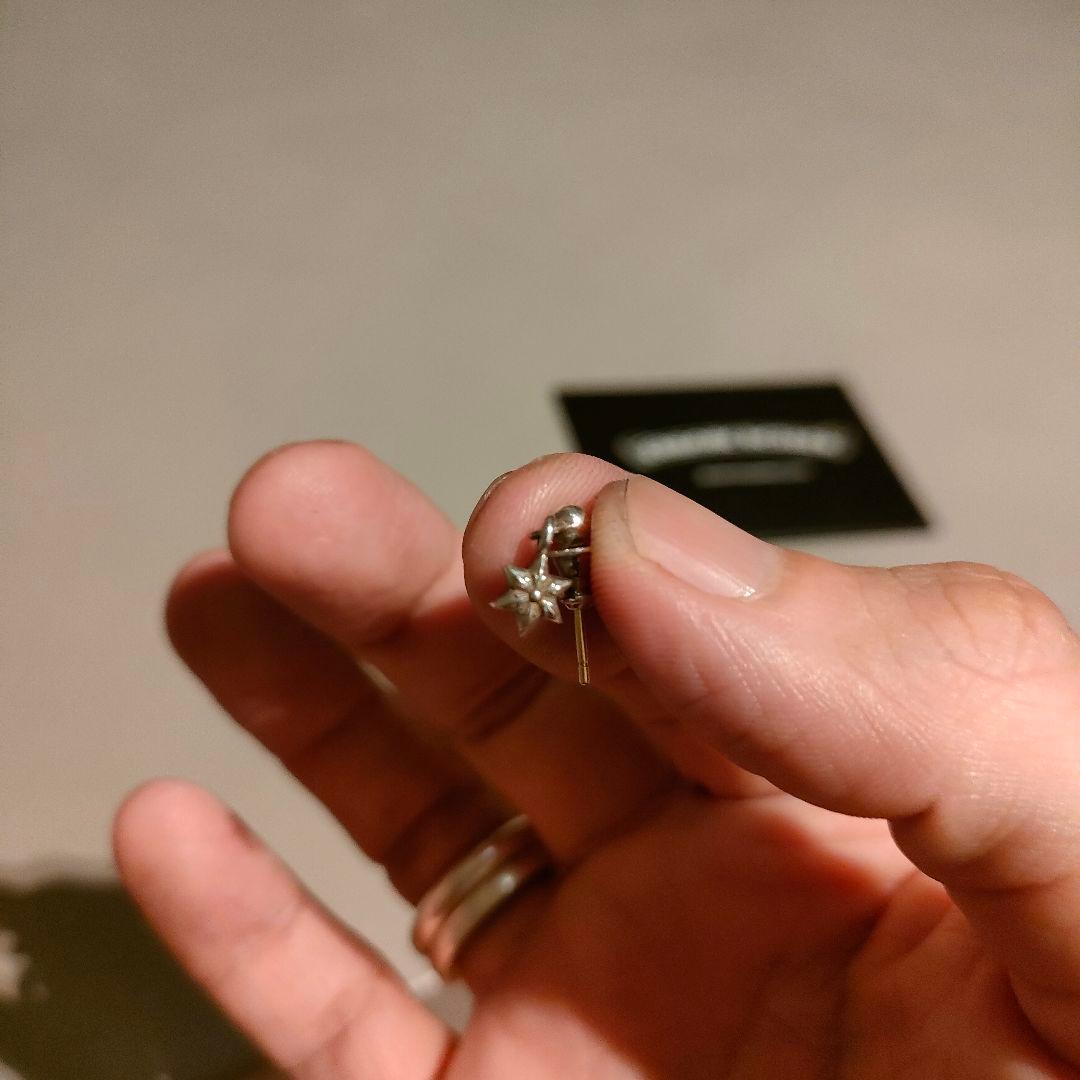 クロムハーツ タイニー スター ドロップ ピアス CHプラス