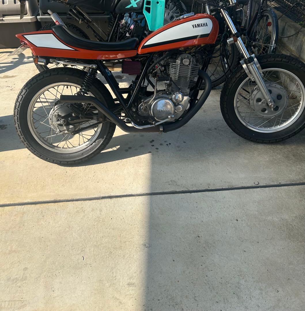 YSS風リアサスペンション　sr400 Ｍ　vmx オフロード　トラッカー