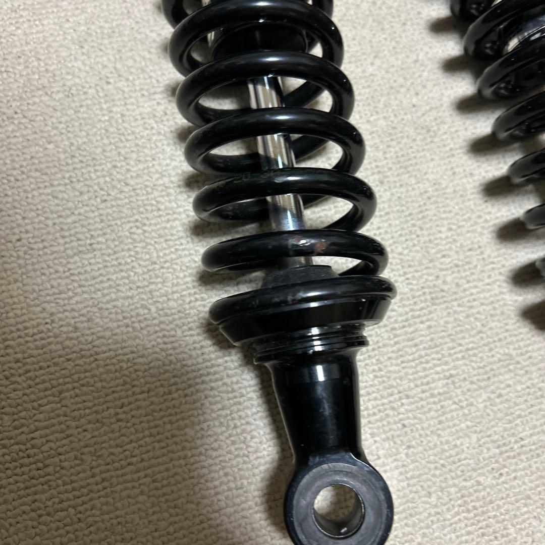 YSS風リアサスペンション　sr400 Ｍ　vmx オフロード　トラッカー