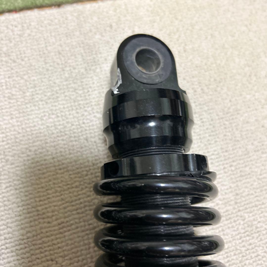 YSS風リアサスペンション　sr400 Ｍ　vmx オフロード　トラッカー