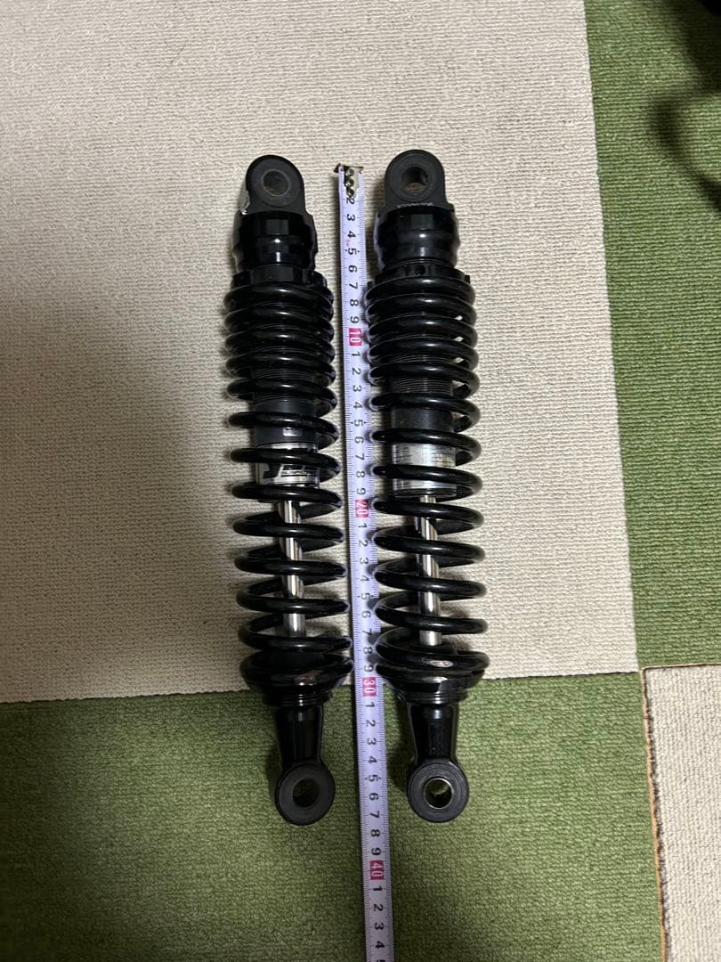 YSS風リアサスペンション　sr400 Ｍ　vmx オフロード　トラッカー