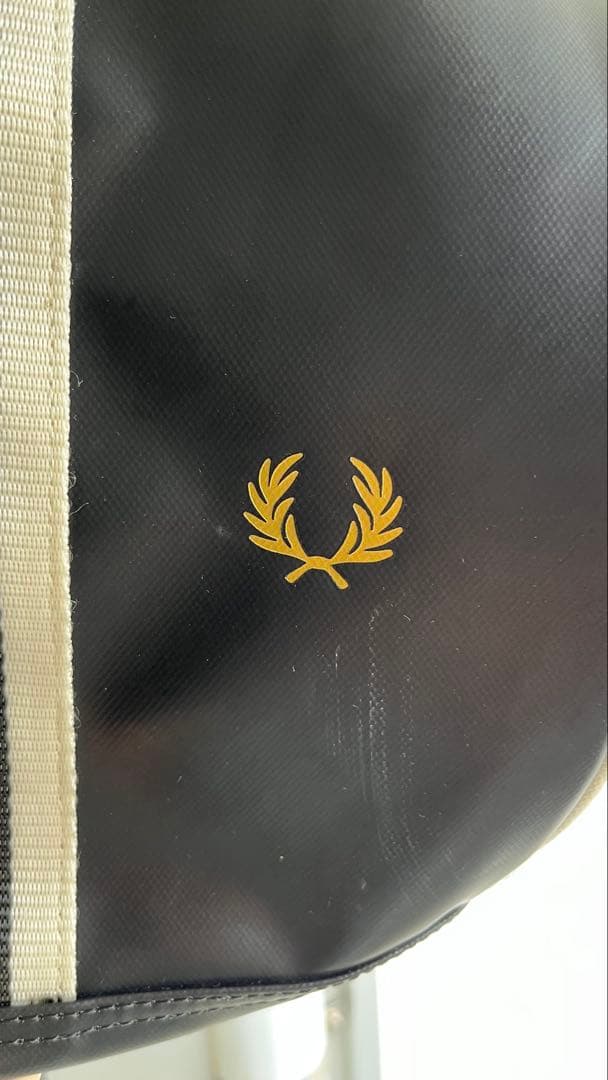 FRED PERRY フレッドペリー ボストンバッグ ドラムバッグ