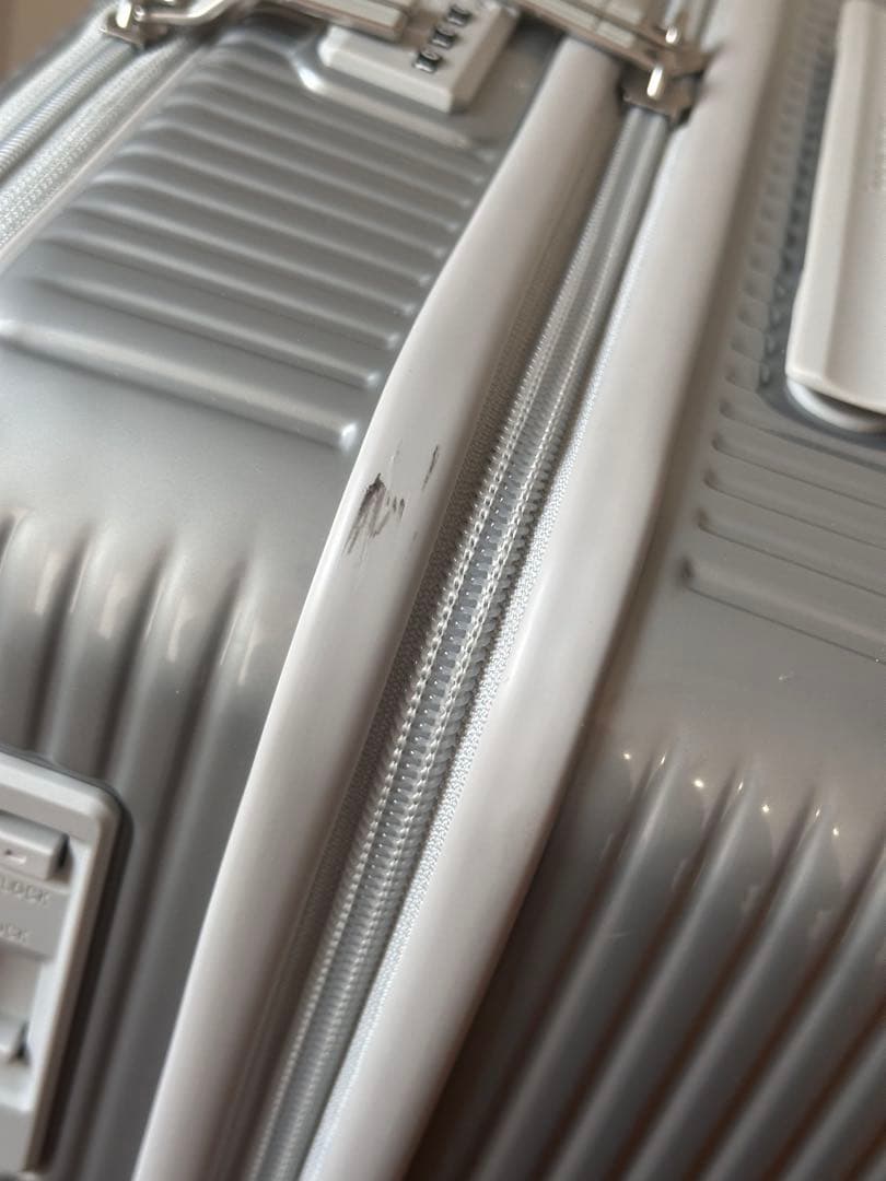 イノベーター スーツケース Mサイズ フロントオープン 55L