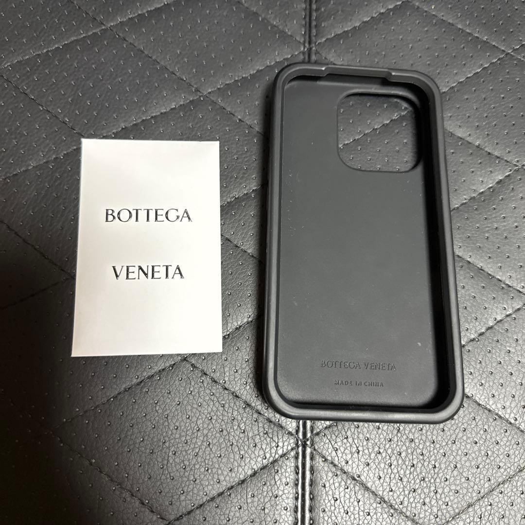 BOTTEGA VENETA ブラック iPhone16proケース