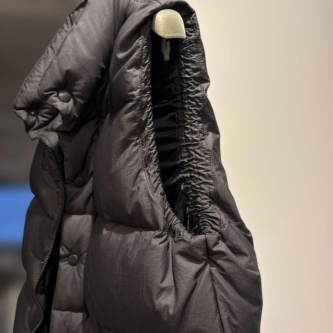 【STAMMBAUM/シュタンバウム】 ダウンベスト　ブラック