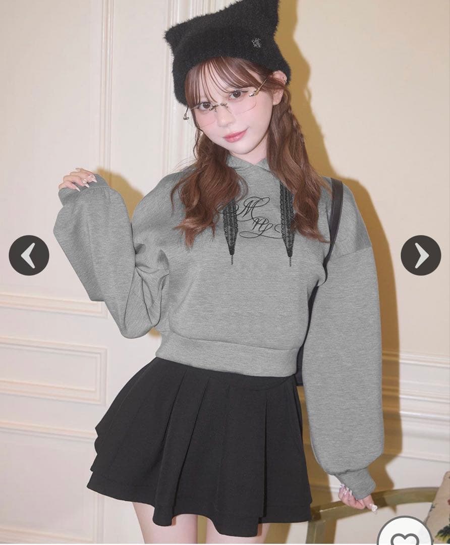 ミシェルマカロン MNロゴフーディー トレーナー