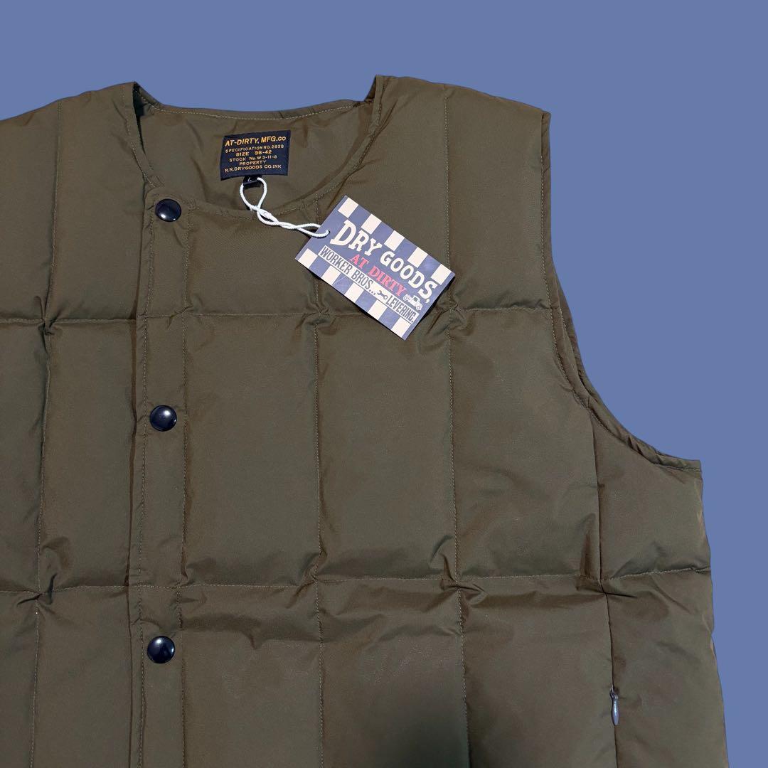 ★新品タグ付き★ AT-DIRTY カーキ　 ダウンベスト　キルティング