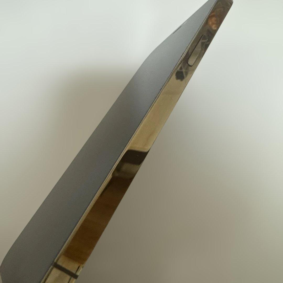 津田　iPhone12pro 128G 背面　カメラレンズ割れ