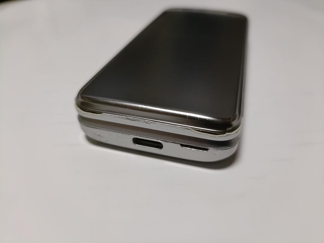 ☆ SoftBank DIGNO ケータイ3 902KC シルバー #2