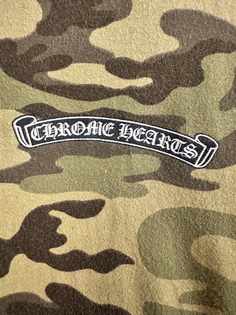 CHROME HEARTS クロムハーツ カモフラスクロールラベルTシャツ