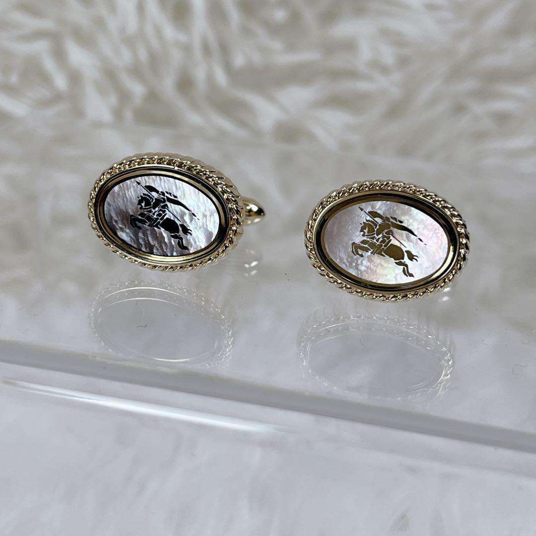 未使用級 BURBERRY カフスボタン タイピン セット シェル 白蝶貝