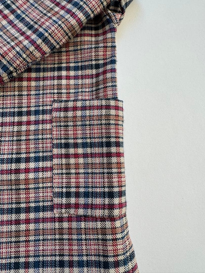 トップス HELLO LUPO