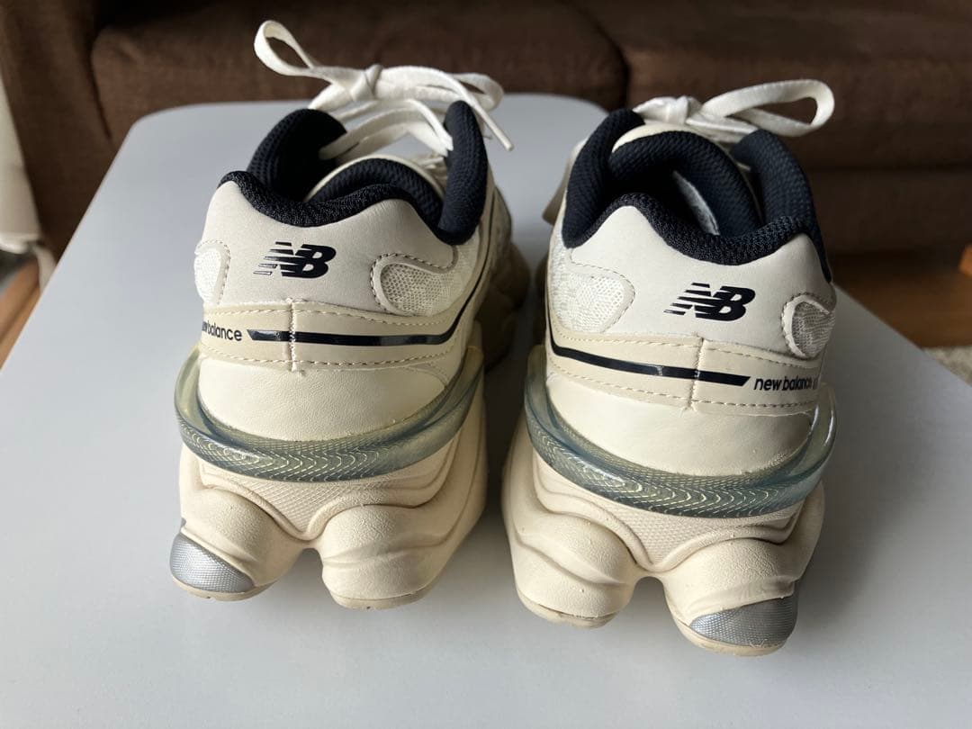 靴 newbalance U 9060 DUA 24cm