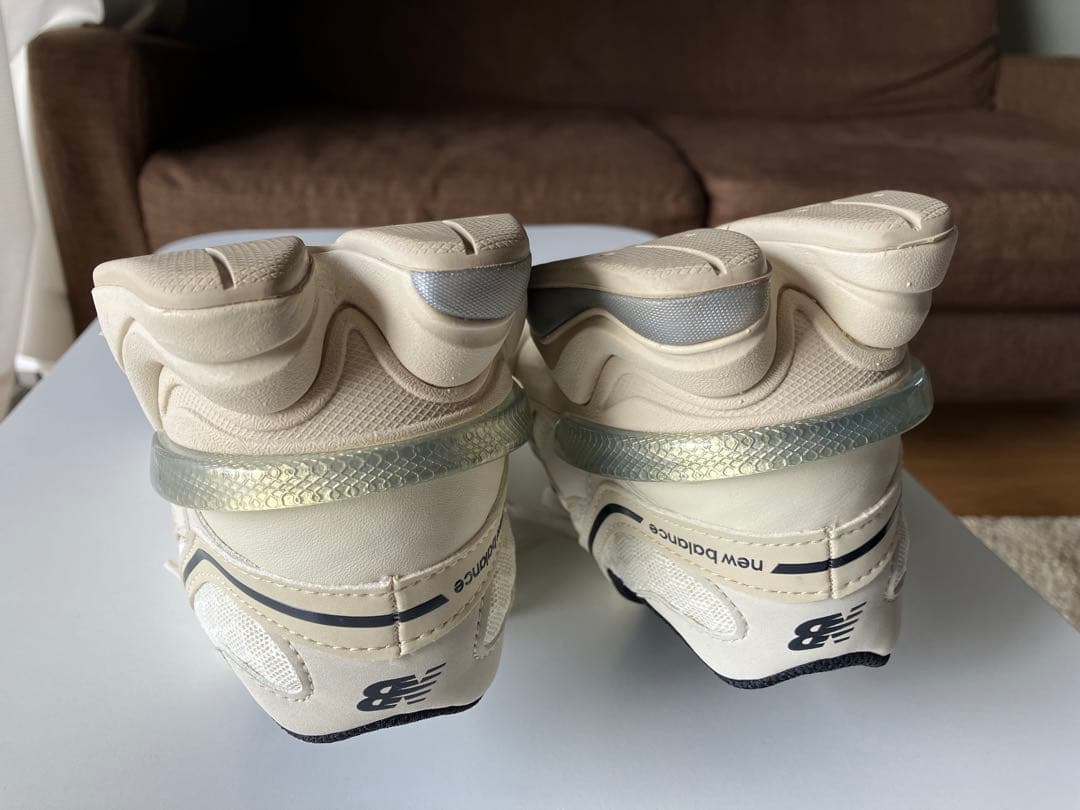 靴 newbalance U 9060 DUA 24cm