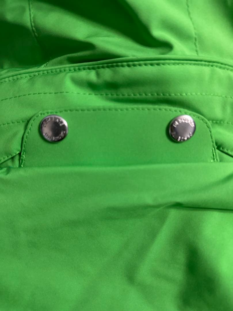 DESCENTE スキー　スノボーウェア　フード取り外し可　美品