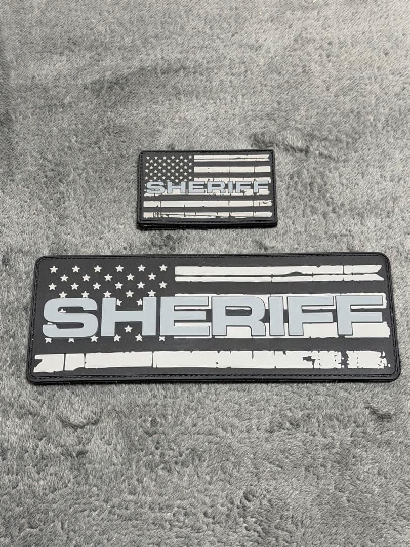 m*1様 13 Fifty Apparel製 sheriffパッチPVC 前後セ